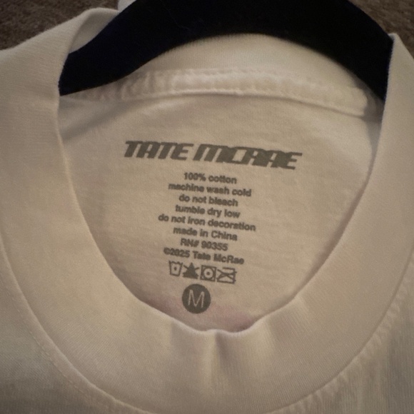 Miss Possessive World Tour Photo Tee - Picture 3 of 3